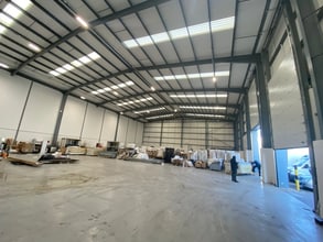 Leeside Rd, London for lease Interior Photo- Image 1 of 3