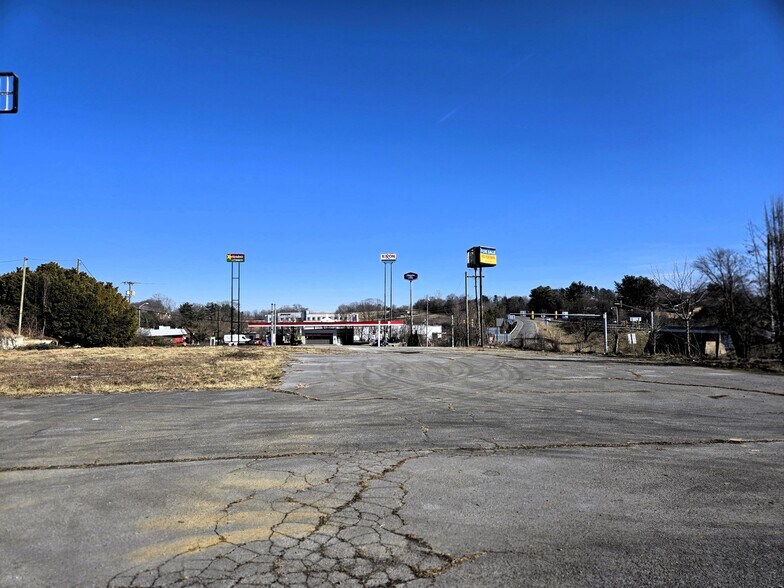 611 Cummings St, Abingdon, VA à vendre - Autre - Image 3 de 5