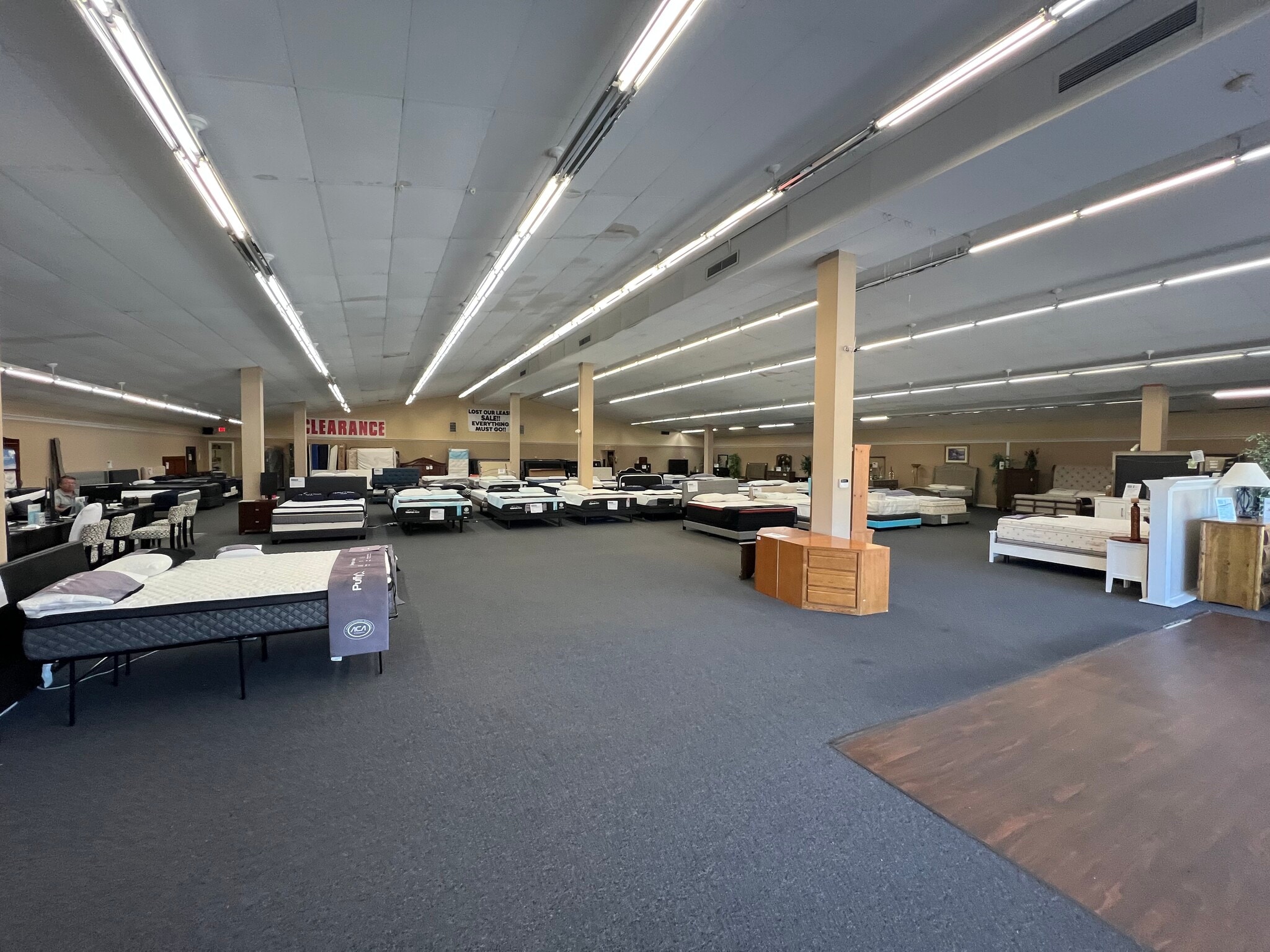 13225 New Halls Ferry Rd, Florissant, MO for lease Interior Photo- Image 1 of 3