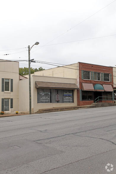 114 N Main St, Goodlettsville, TN à louer - Photo principale - Image 1 de 2