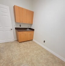 18316 Murdock Cir, Port Charlotte, FL for lease Interior Photo- Image 2 of 8