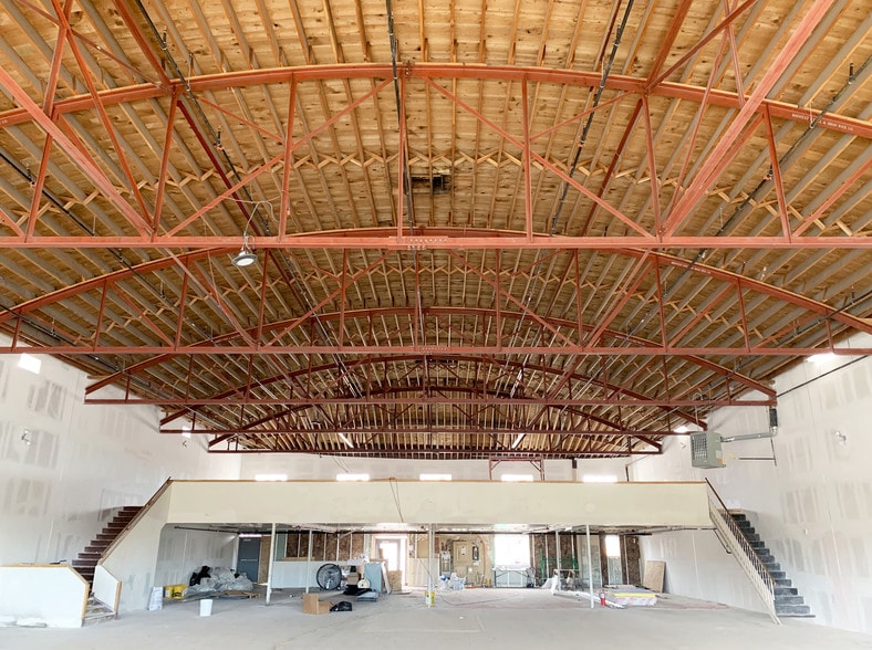 1735-1755 W 48th Ave, Denver, CO for sale - Interior Photo - Image 3 of 11