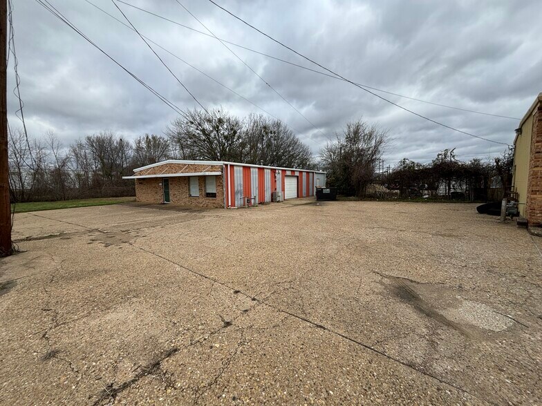 4410 DC Dr, Tyler, TX for lease - Building Photo - Image 2 of 20
