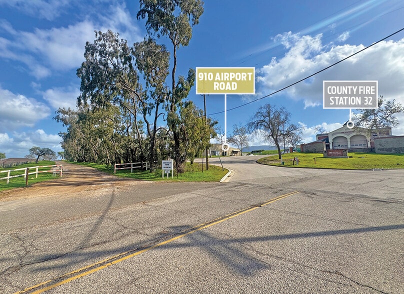 910 Airport Rd, Santa Ynez, CA for lease - Building Photo - Image 3 of 15
