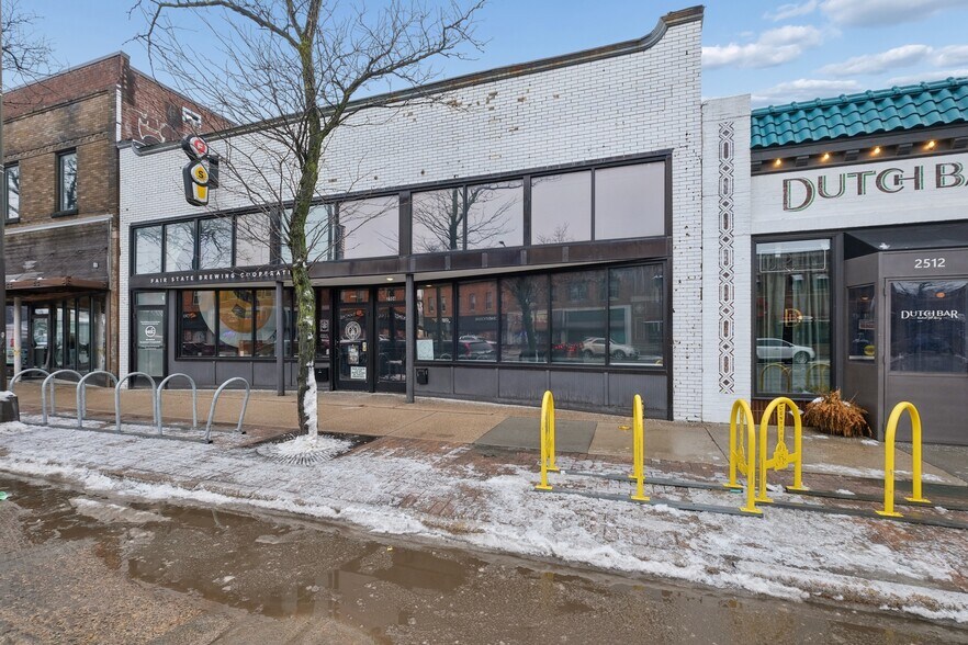 2506 Central Ave NE, Minneapolis, MN à louer - Photo du bâtiment - Image 3 de 12
