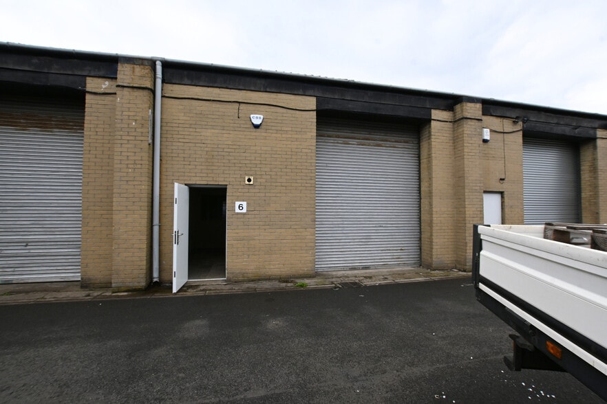 11 Bankside, Falkirk for lease - Building Photo - Image 3 of 3