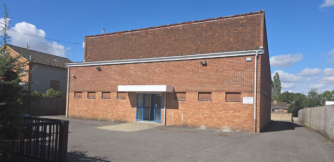 141 London Rd, Waterlooville for sale Primary Photo- Image 1 of 3