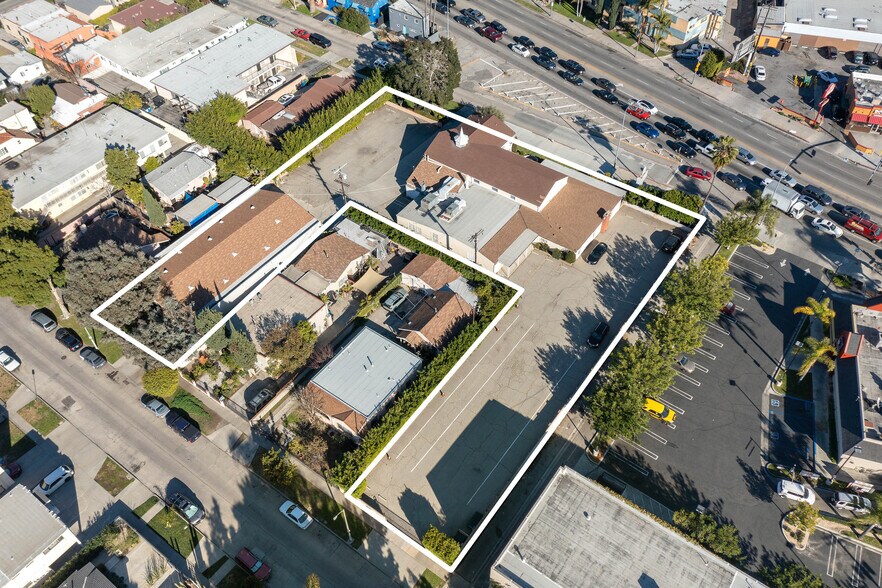 3043 La Brea Ave, Los Angeles, CA à vendre - Photo du bâtiment - Image 3 de 3