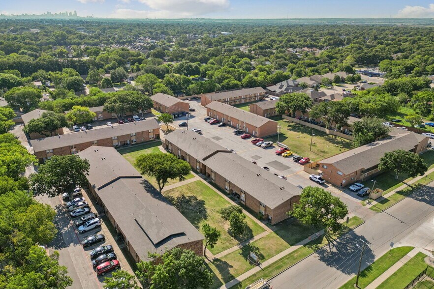 500 Haley St, Irving, TX à vendre - Photo du bâtiment - Image 3 de 26