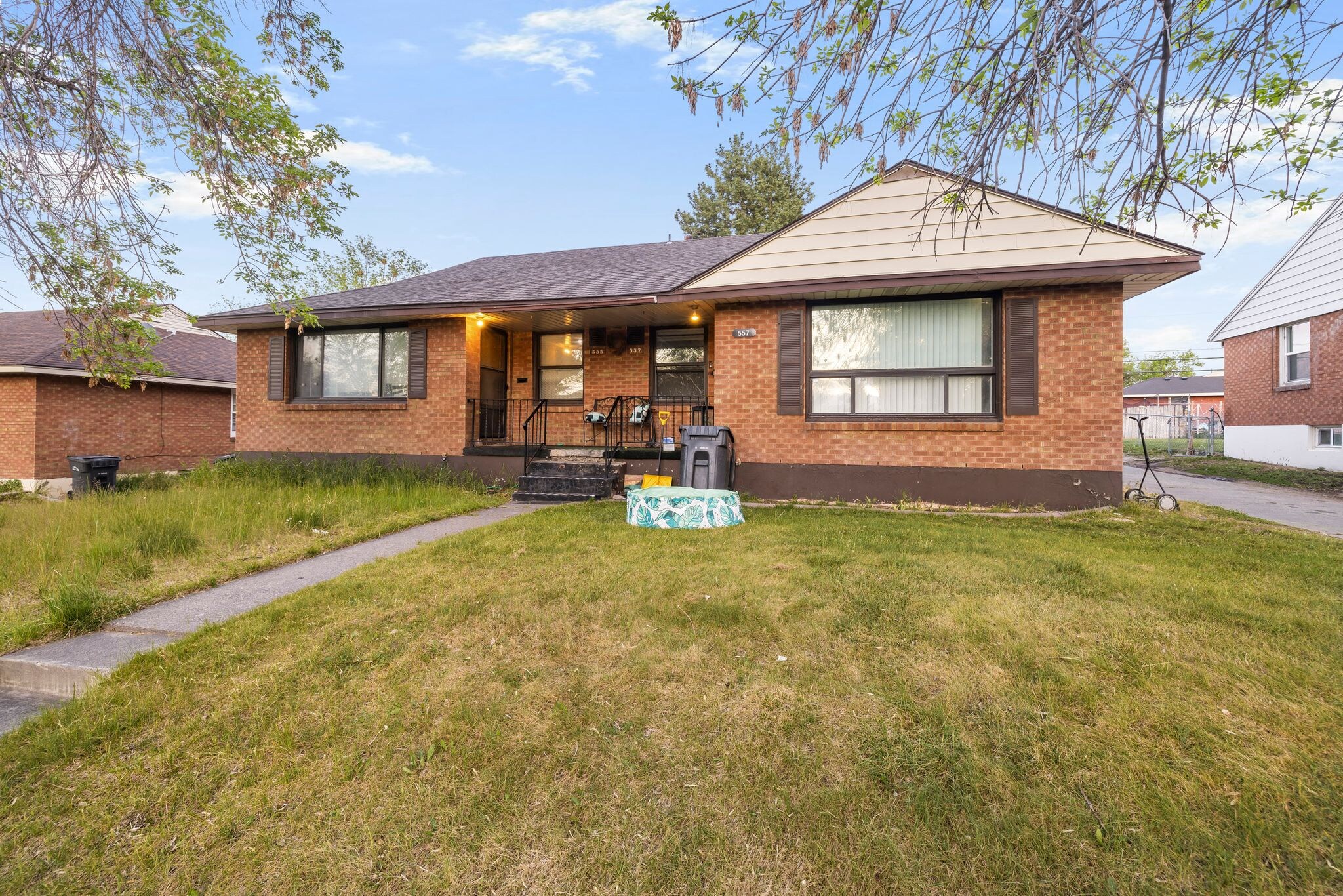 555-557 Linden Dr, Idaho Falls, ID for sale Primary Photo- Image 1 of 3