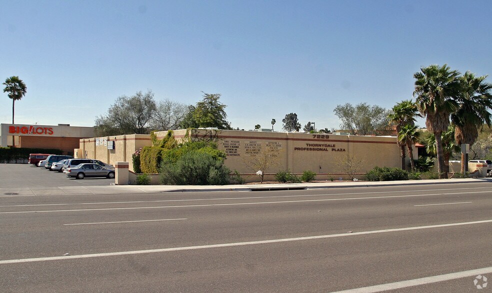 7229 N Thornydale Rd, Tucson, AZ à louer - Photo du bâtiment - Image 2 de 4