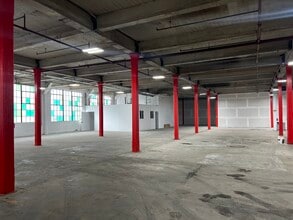 385-395 E Taylor St, San Jose, CA for lease Interior Photo- Image 1 of 3