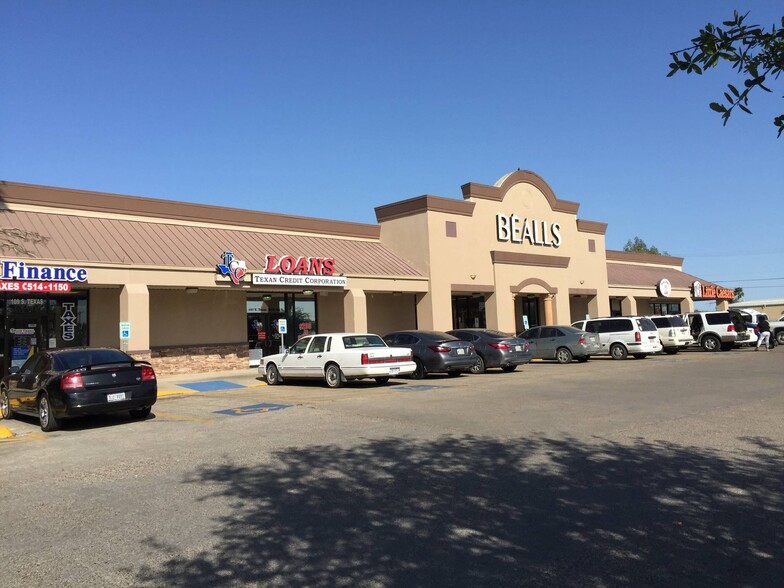 105 S Texas Ave, Mercedes, TX for lease - Building Photo - Image 1 of 1