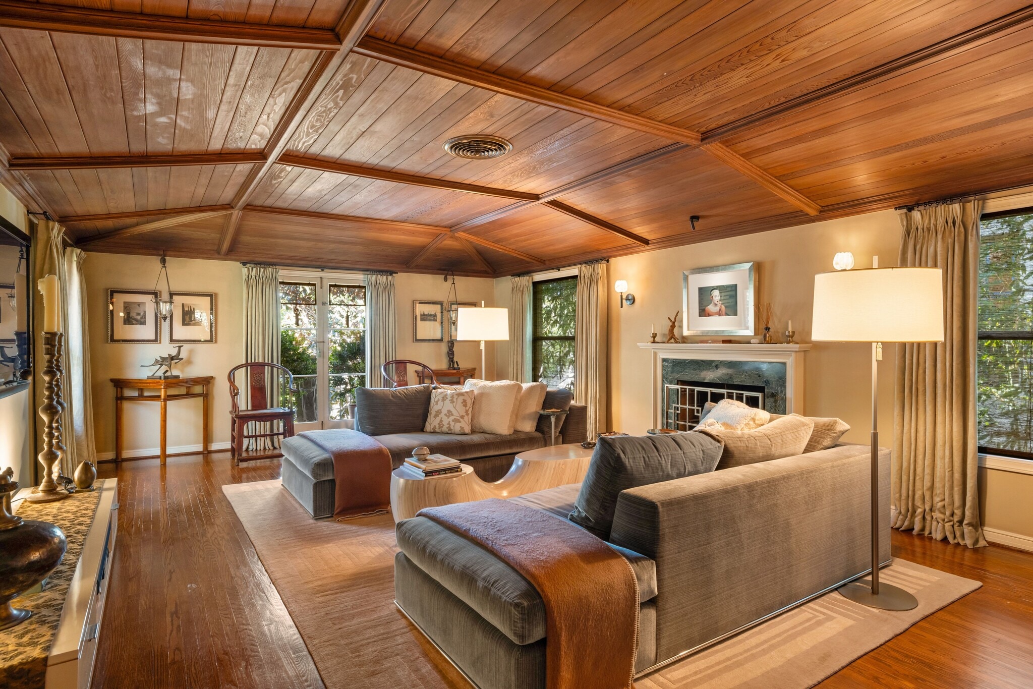 367 N Orange Dr, Los Angeles, CA for sale Interior Photo- Image 1 of 21