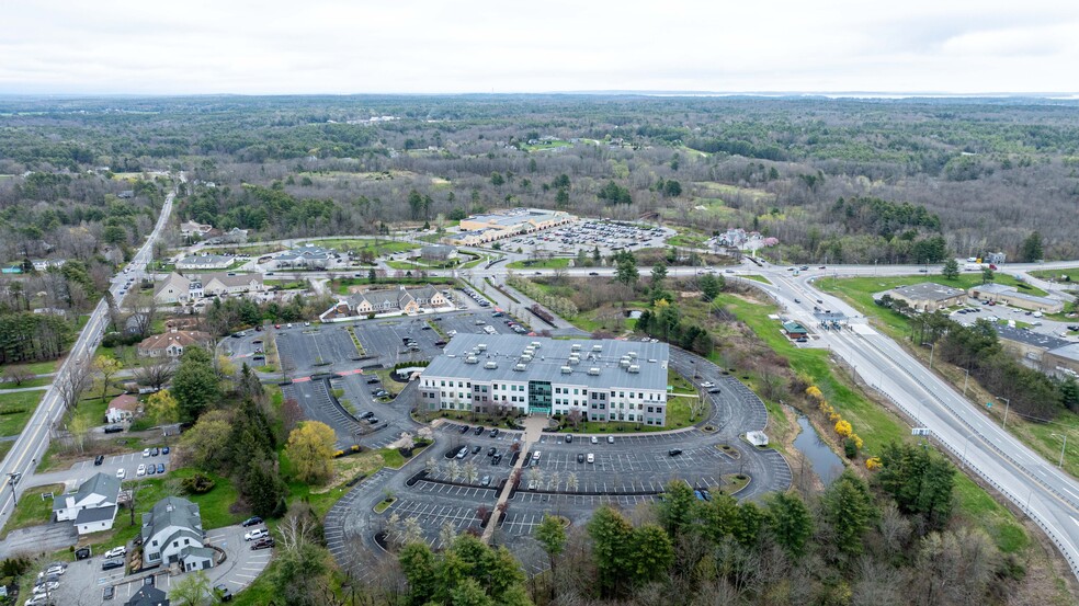 70 Gray Rd, Falmouth, ME for lease - Building Photo - Image 3 of 13