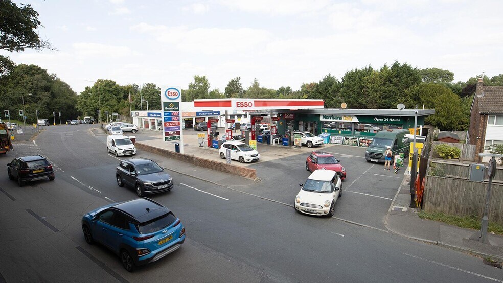 68 High St, Pembury à vendre - Photo du bâtiment - Image 1 de 6