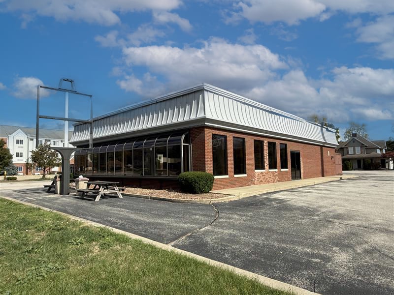 320 Dixie Way, South Bend, IN for lease Building Photo- Image 1 of 12