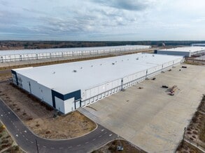 Central Port Logistics Ctr, Savannah, GA à louer Photo du bâtiment- Image 2 de 2