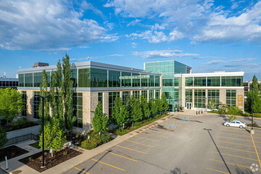 110 Quarry Park Blvd SE, Calgary, AB for lease - Building Photo - Image 1 of 17