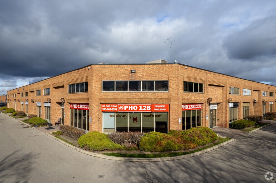207 Edgeley Blvd, Vaughan, ON for sale - Building Photo - Image 1 of 1