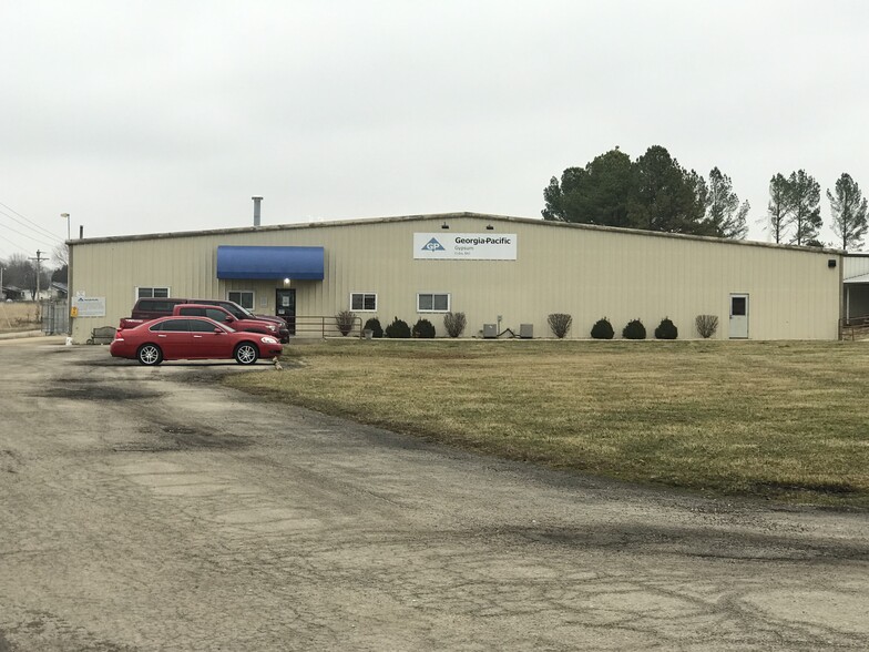 109 Progress Pky, Cuba, MO for sale - Building Photo - Image 1 of 1