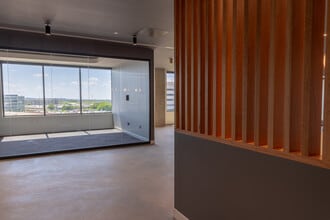 1333 Oak Lawn Ave, Dallas, TX for lease Interior Photo- Image 1 of 8