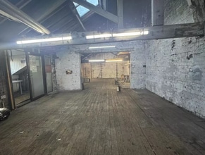 Farnham Rd, Bradford à louer Photo intérieure- Image 2 de 7