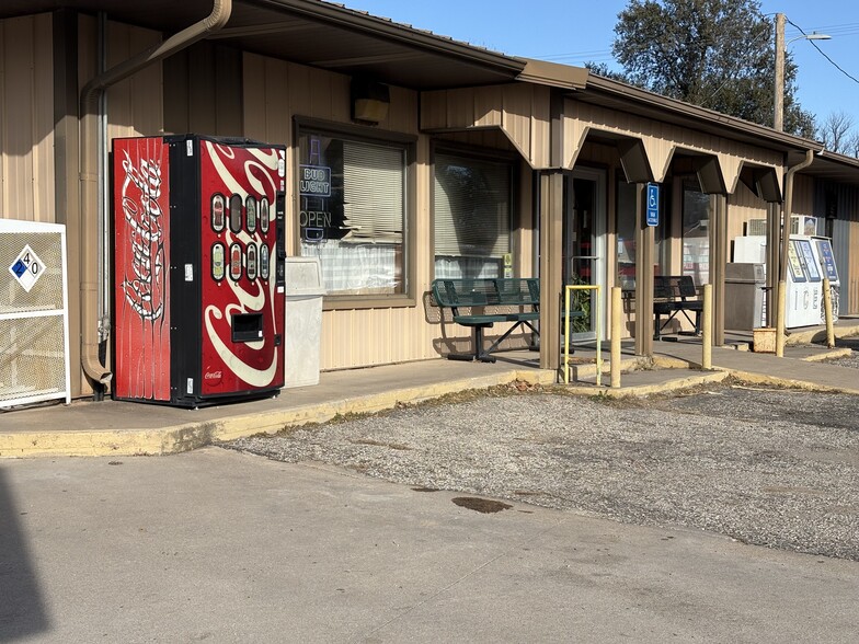 221 Main St, Bushton, KS for sale - Building Photo - Image 3 of 15