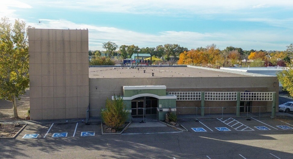 4800 Lomas Blvd NE, Albuquerque, NM à vendre Photo du bâtiment- Image 1 de 10