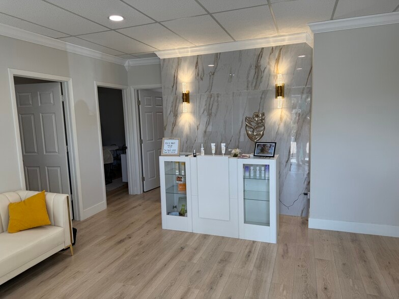 16387 S Tamiami Trl, Fort Myers, FL for lease - Building Photo - Image 2 of 11