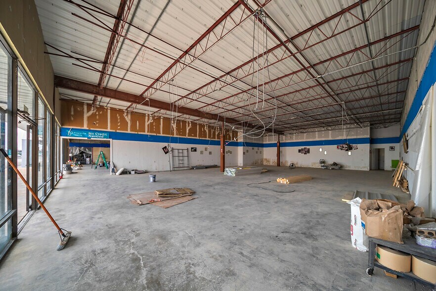 10200 Almeda Genoa Rd, Houston, TX à louer - Photo du bâtiment - Image 3 de 25