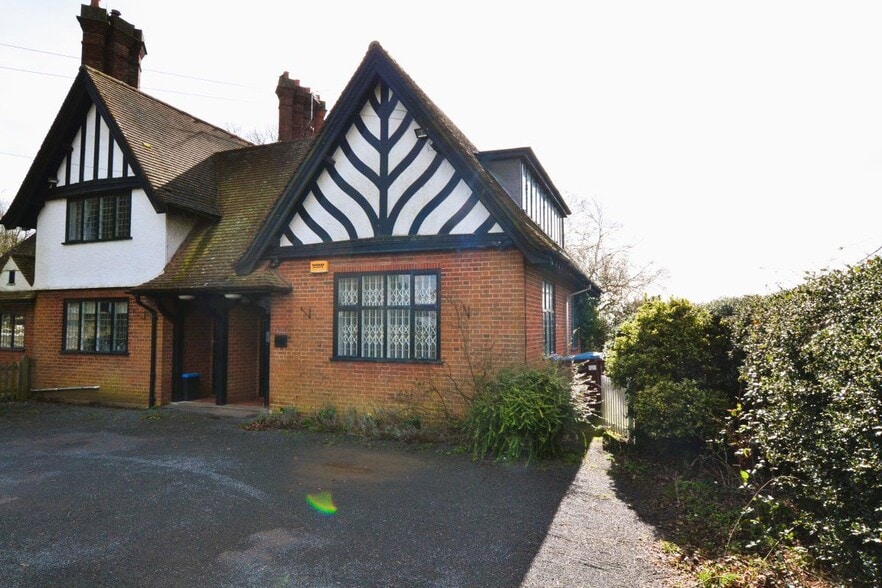 Leighton Rd, Leighton Buzzard à louer - Photo du bâtiment - Image 1 de 1