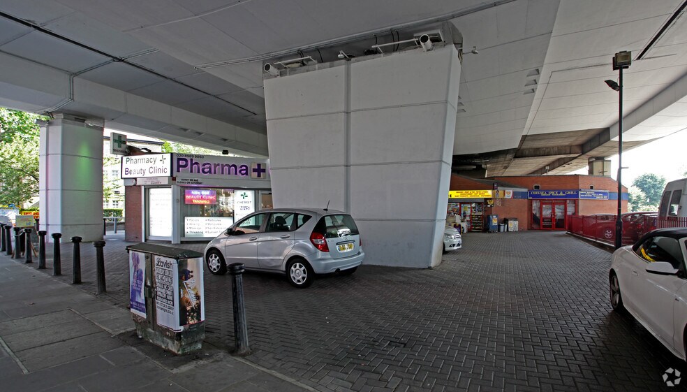 126-132 Bramley Rd, Londres à louer - Photo principale - Image 1 de 2