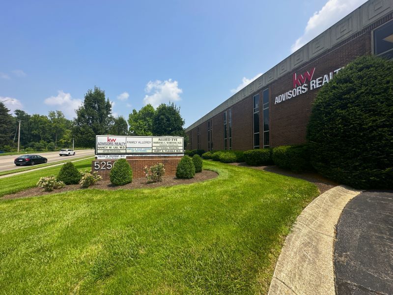 5250 Far Hills Ave, Kettering, OH à louer Photo du bâtiment- Image 1 de 15