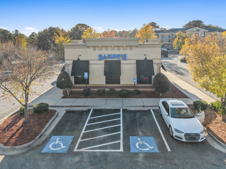 2603 East West Connector, Austell, GA à vendre - Photo du bâtiment - Image 3 de 7