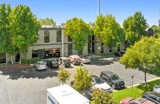 Plus de détails pour 83 E Shaw Ave, Fresno, CA - Bureau à louer