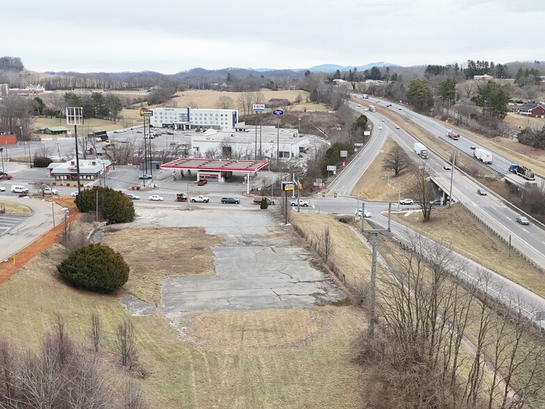 611 Cummings St, Abingdon, VA for sale - Other - Image 1 of 5