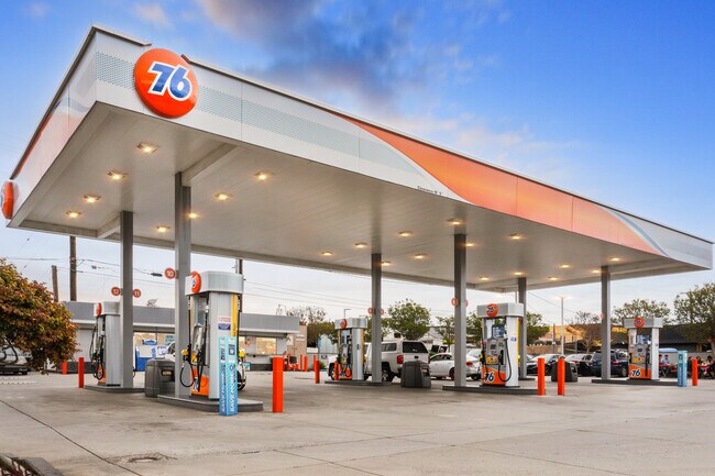 Plus de détails pour 3396 Atlantic Ave, Long Beach, CA - Commerce de détail à vendre