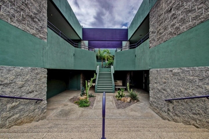 7633 E Acoma Dr, Scottsdale, AZ for lease - Building Photo - Image 2 of 11