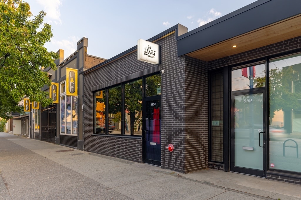 855 E Hastings St, Vancouver, BC for lease Primary Photo- Image 1 of 3