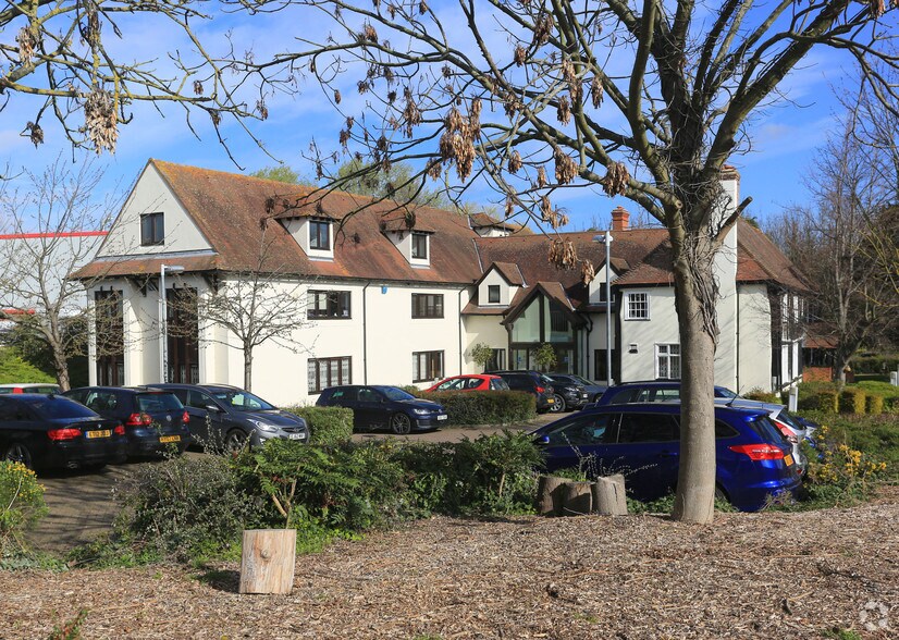 Springhead Rd, Northfleet à louer - Photo du bâtiment - Image 1 de 1