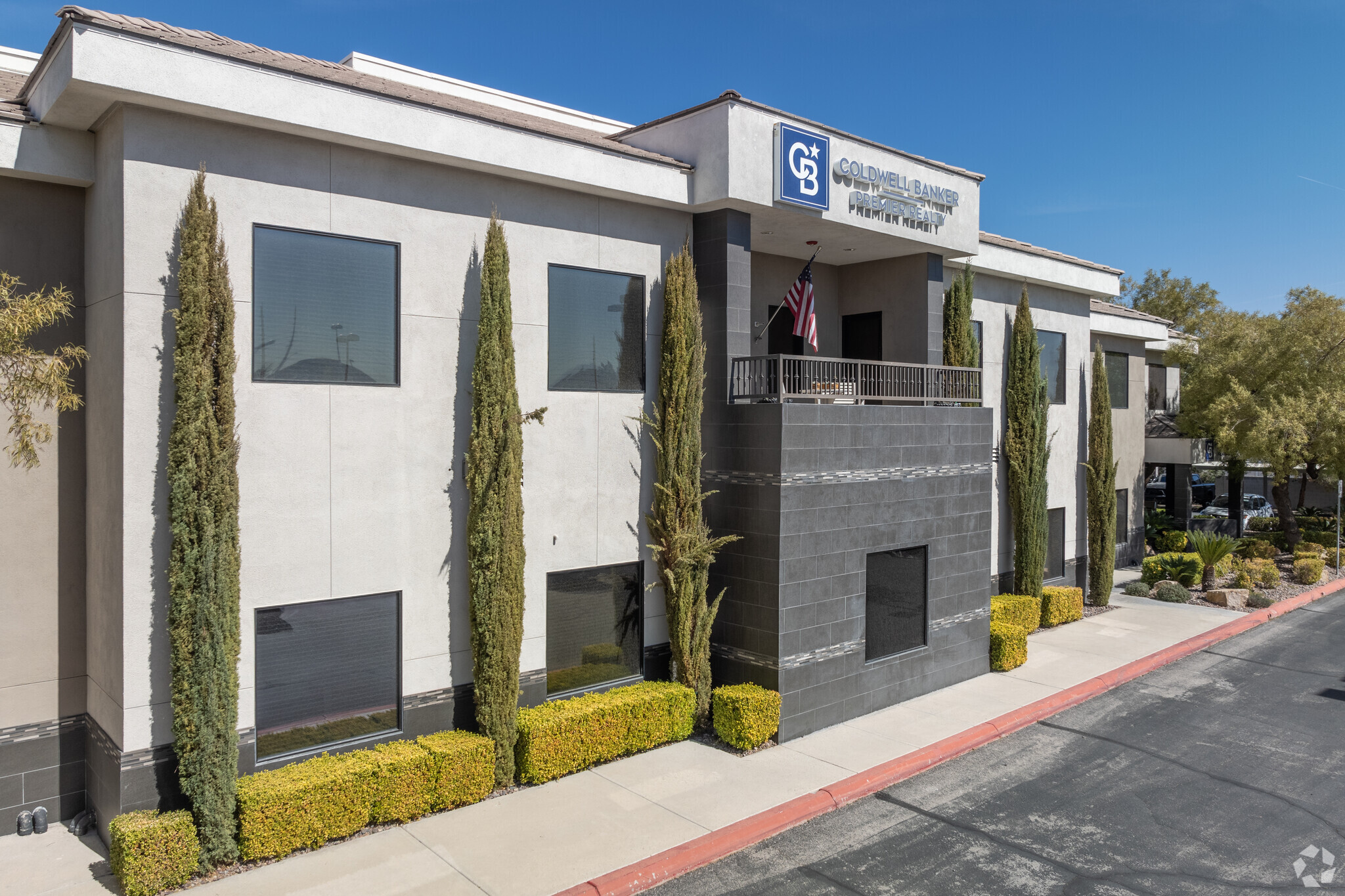 8290 W Sahara Ave, Las Vegas, NV for lease Building Photo- Image 1 of 14