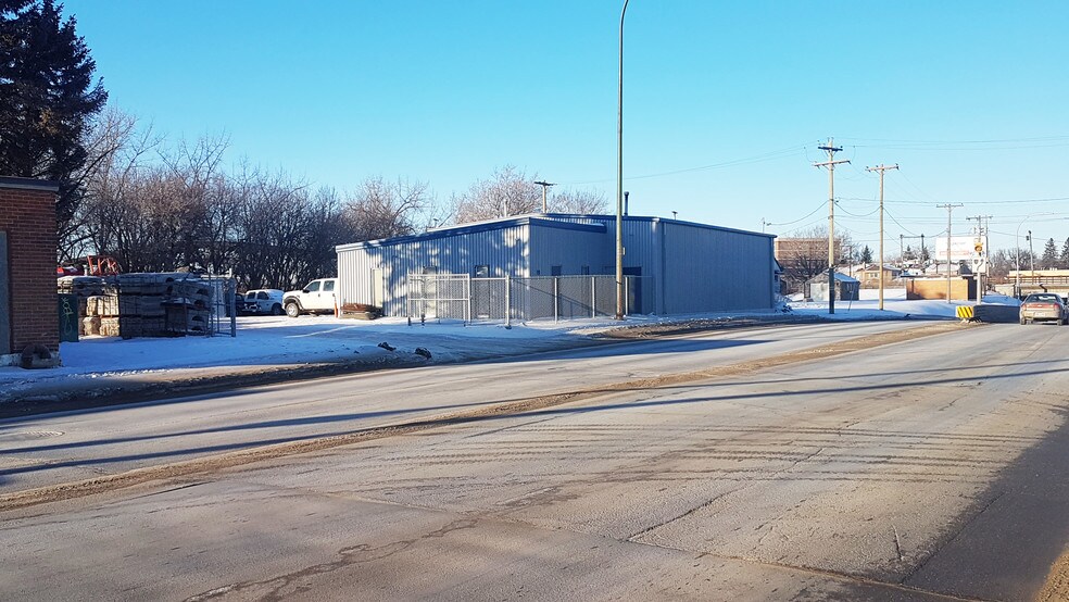 19 Archibald St, Winnipeg, MB for sale - Building Photo - Image 1 of 1