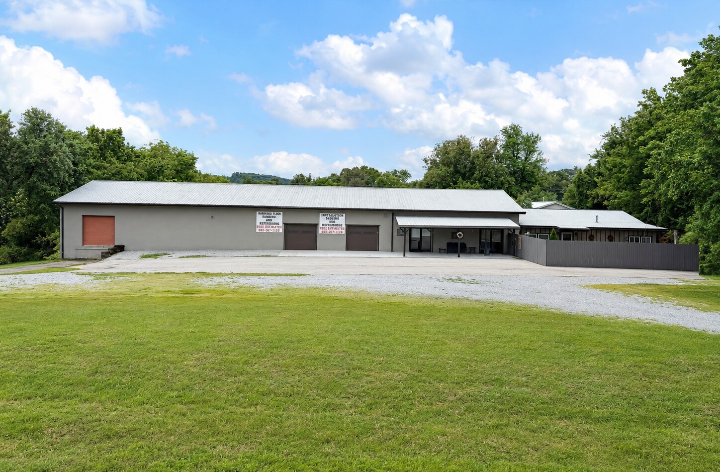5136 Highway 321 N, Lenoir City, TN à vendre Photo du bâtiment- Image 1 de 17