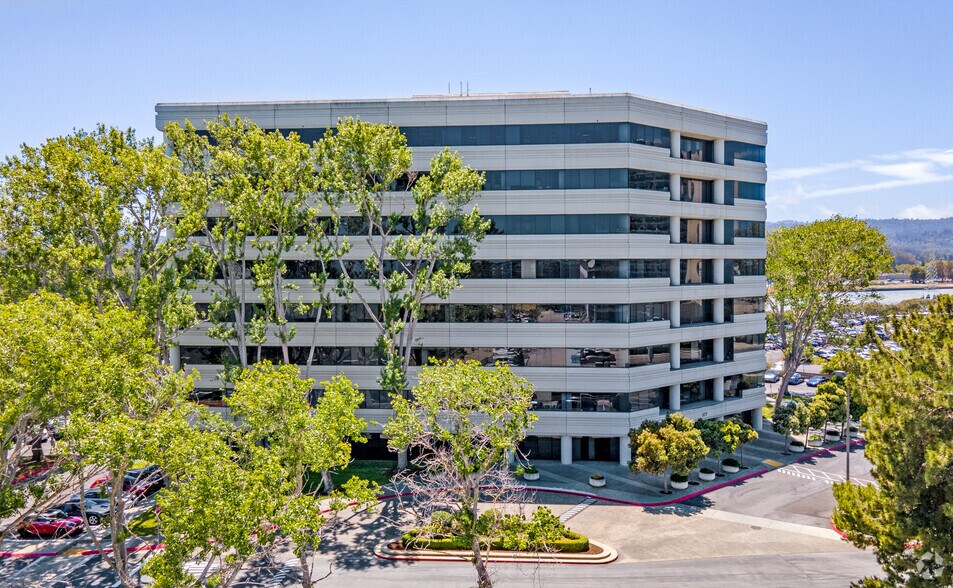 577 Airport Blvd, Burlingame, CA for lease - Building Photo - Image 2 of 3