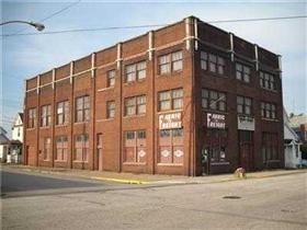 Plus de détails pour 660 W Tuscarawas Ave, Barberton, OH - Industriel à vendre