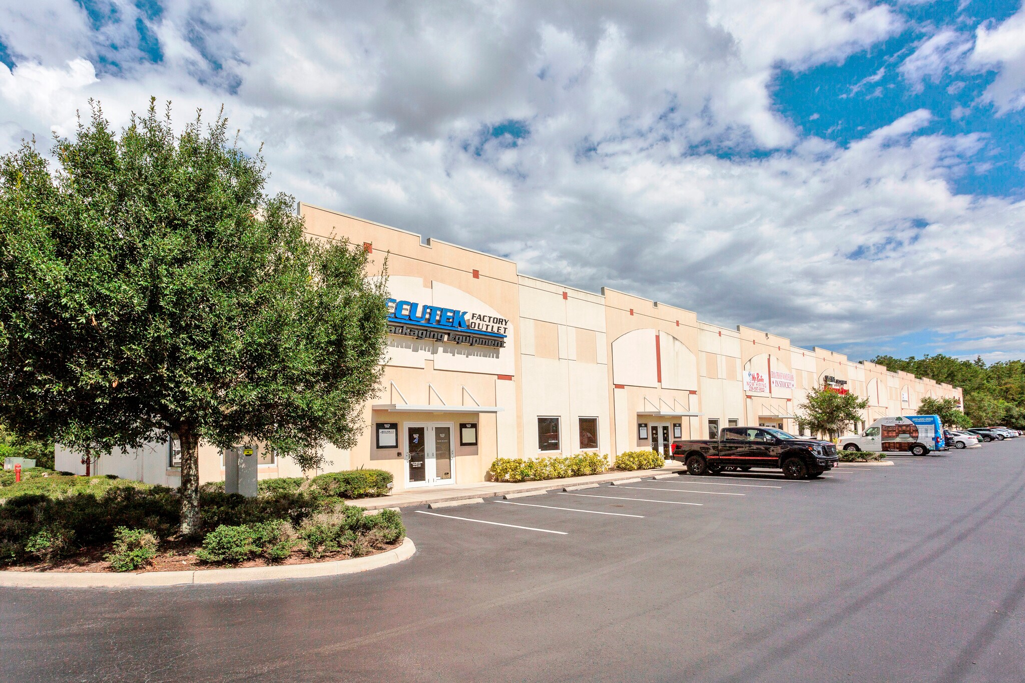 14231 W Jetport Loop, Fort Myers, FL à louer Photo principale- Image 1 de 10