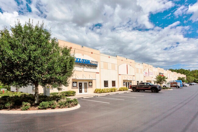 More details for 14231 W Jetport Loop, Fort Myers, FL - Flex for Lease