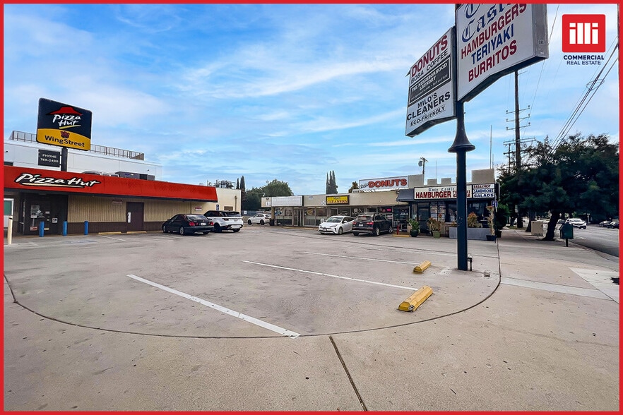 4400-4406 Vineland Ave, North Hollywood, CA à louer - Photo du bâtiment - Image 3 de 4