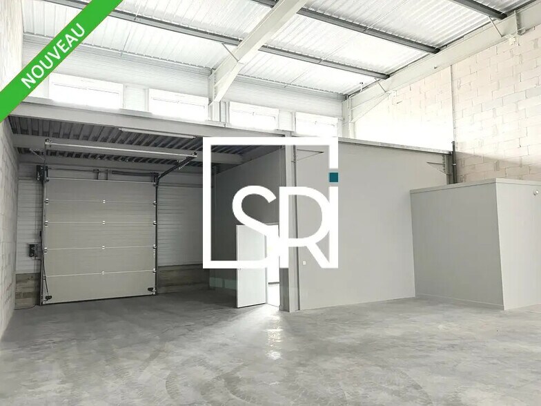 Bureau dans Clermont-Ferrand à louer - Photo intérieure - Image 2 de 12